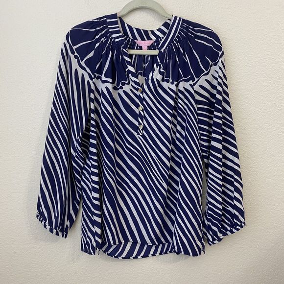 Lilly Pulitzer Tops - Lilly Pulitzer Blouse Top Womens Small Navy Shimmy Shell Elsa Silk
